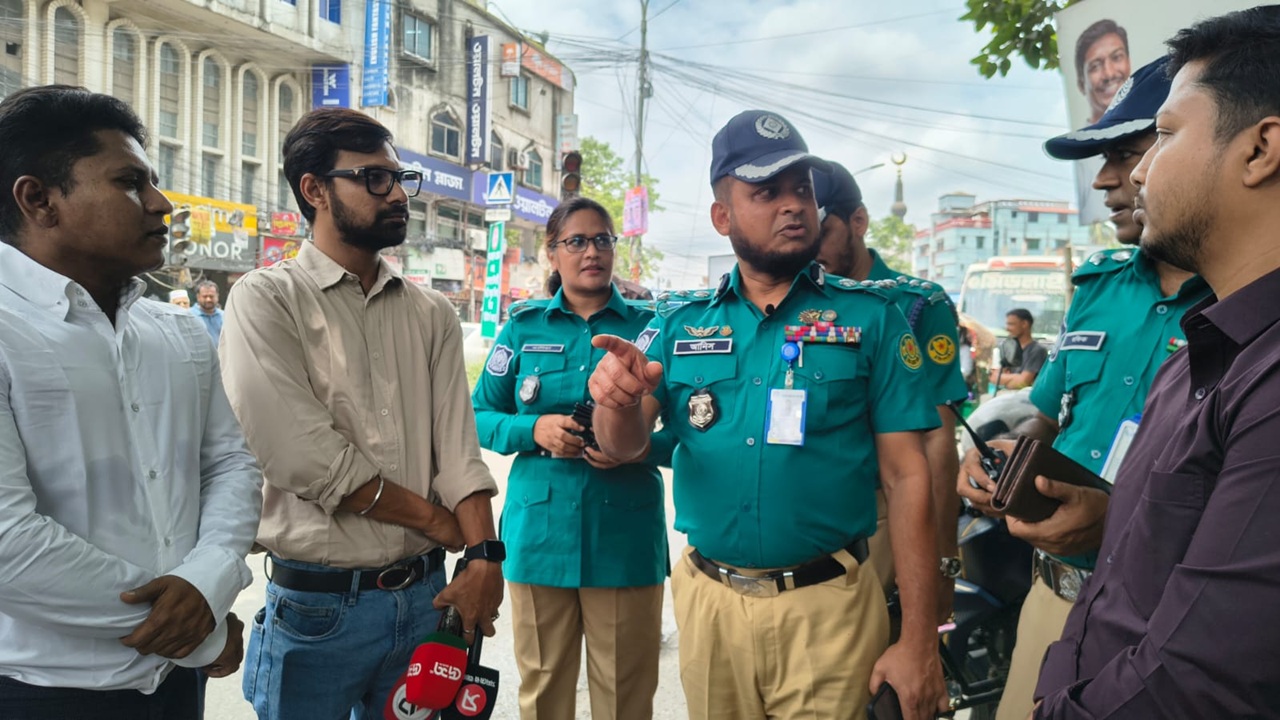 এবার ঢাকার সড়কে বসছে এক হাজার 'প্লাগ অ্যান্ড প্লে' ক্যামরা